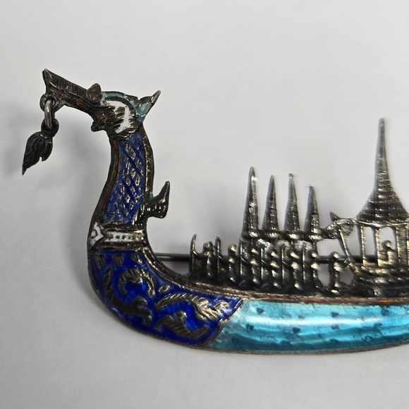 Siam Sterling Silver Brooch Shaped Like Dragon Boat Gold Plating Enamal Details - Picture 2 of 10